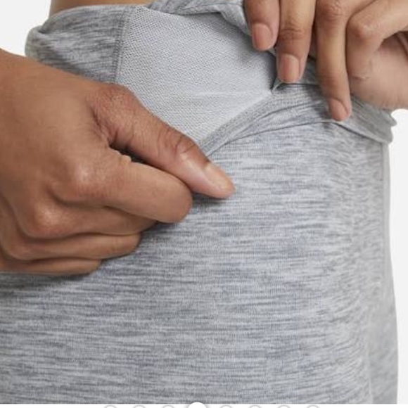 Nike One Luxe Leggings - Picture 3 of 7